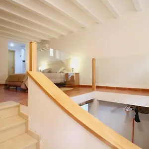 Apartamento Duplex En Planta Baja Junto A La Catedral, Tarragona